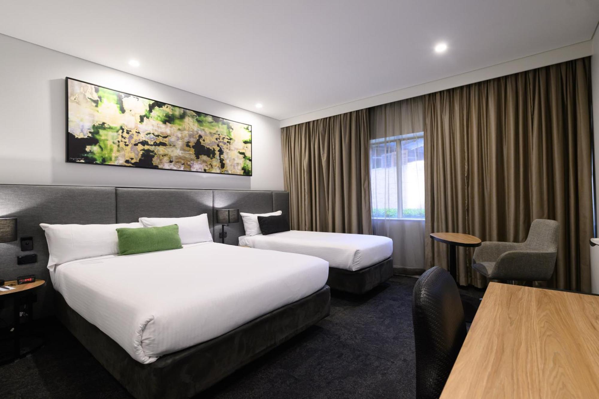 Mercure Hotel 4*