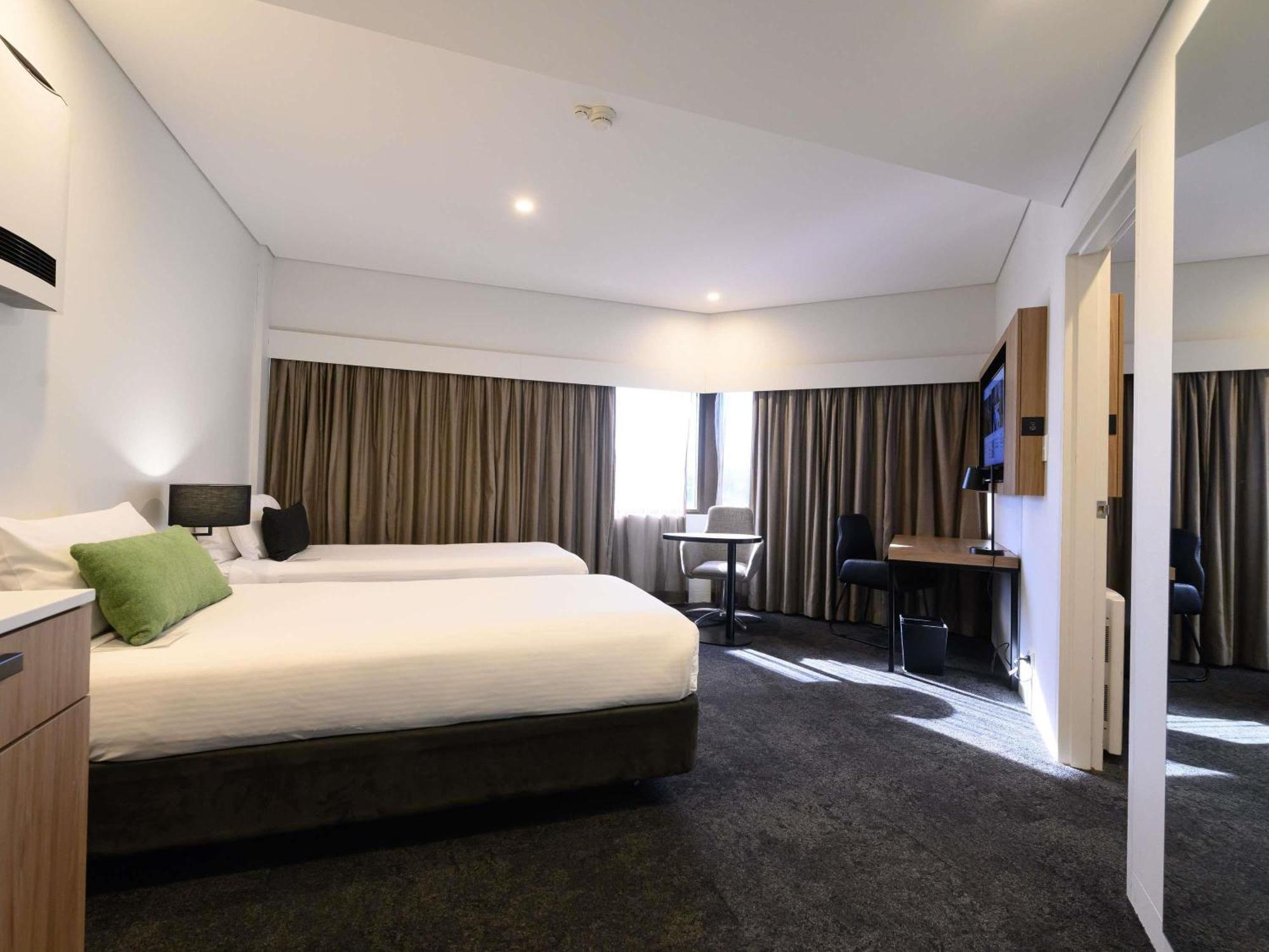 Mercure Hotel 4*