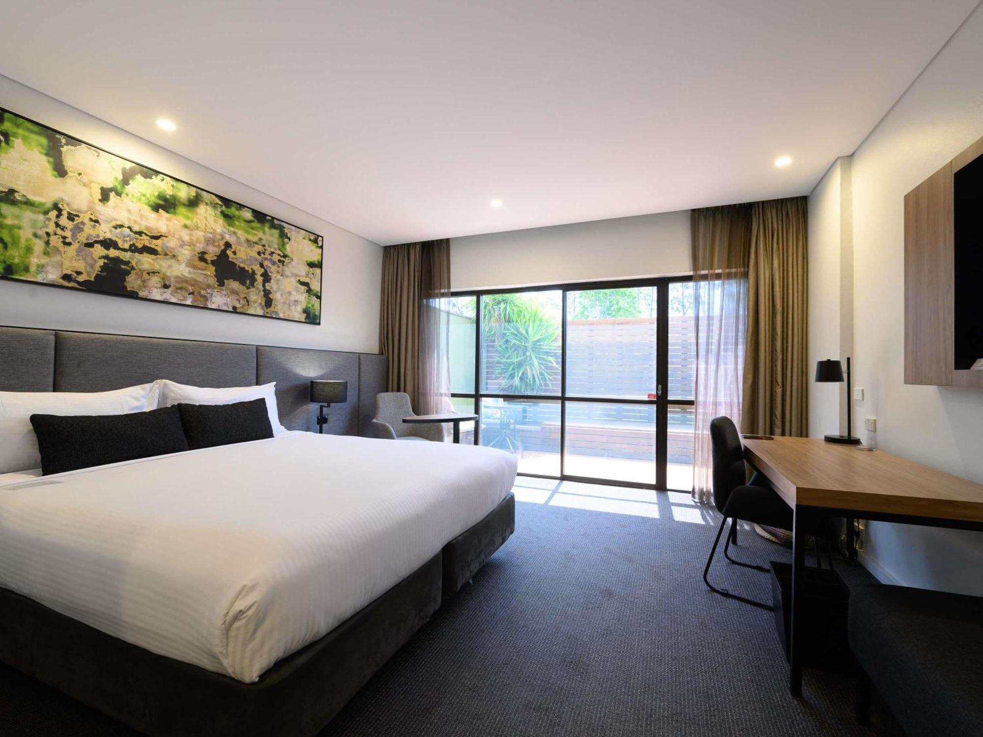 Mercure Hotel 4*